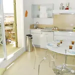 Lovely In With Wifi Feriehus Beaucaire (Gard)